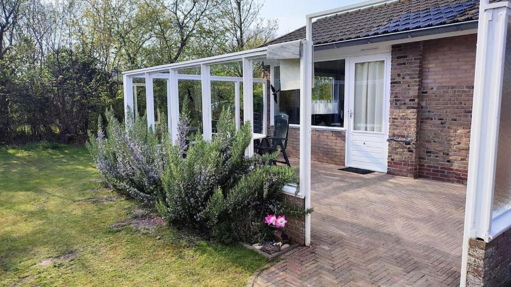 Vakantiehuis Hollum Ameland Dichtbij Strand En Met Ruime Tuin - Ameland39 Nl Zewnętrze zdjęcie