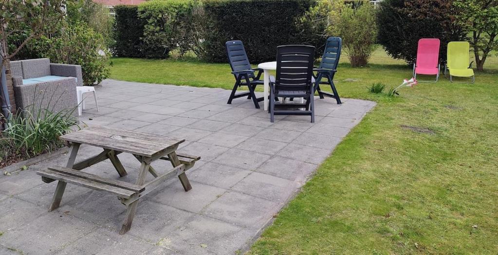 Vakantiehuis Hollum Ameland Dichtbij Strand En Met Ruime Tuin - Ameland39 Nl Zewnętrze zdjęcie