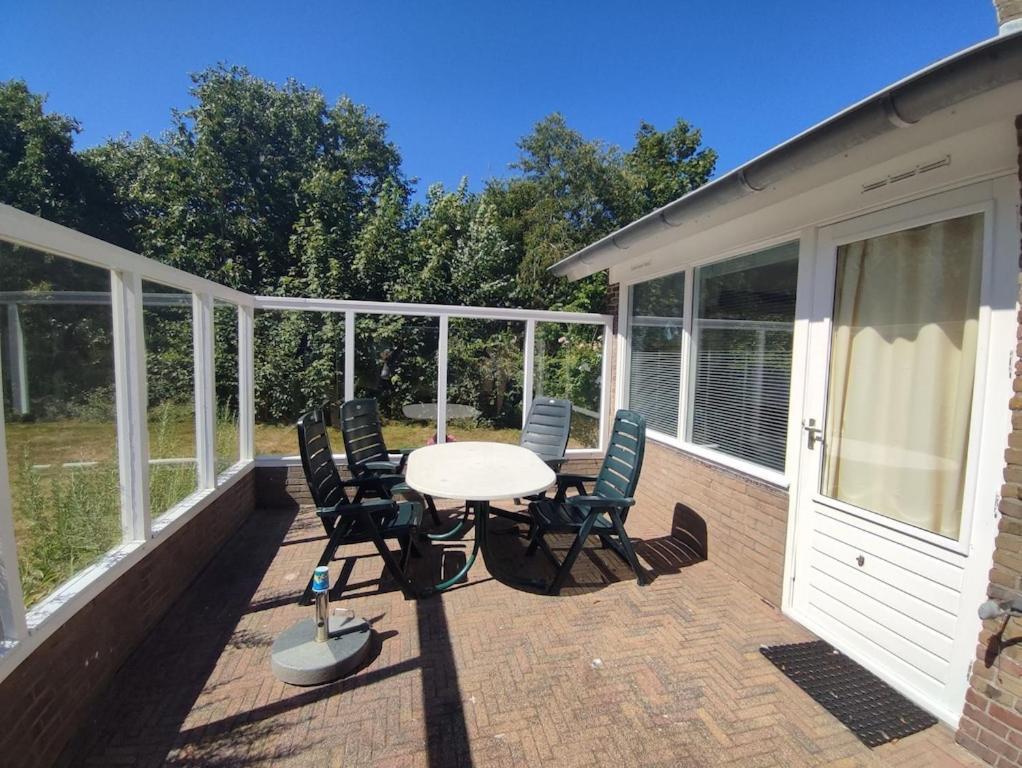 Vakantiehuis Hollum Ameland Dichtbij Strand En Met Ruime Tuin - Ameland39 Nl Zewnętrze zdjęcie